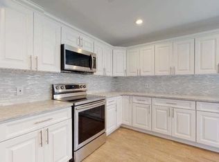448 Half Hollow Rd, Dix Hills, NY 11746