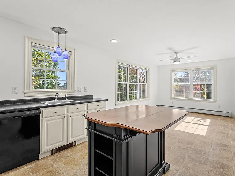 22 Maple Rd — Photo 25