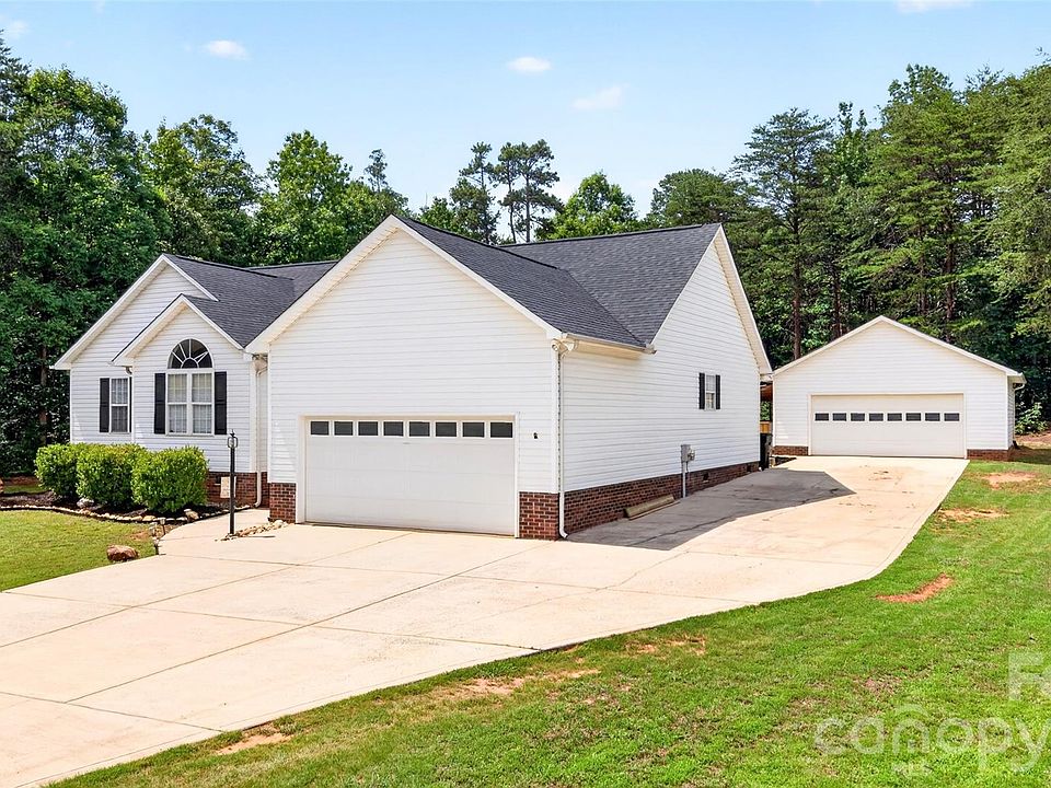 1st image of 4583 Shawnee Ct