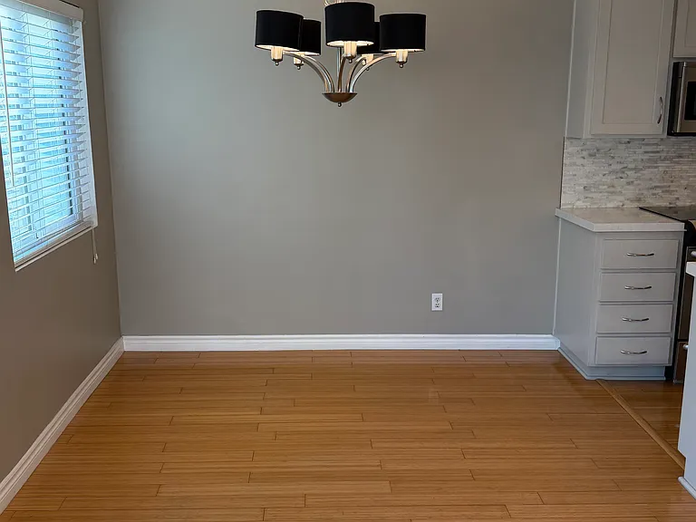 11836 Mayfield Ave #2 — Photo 16