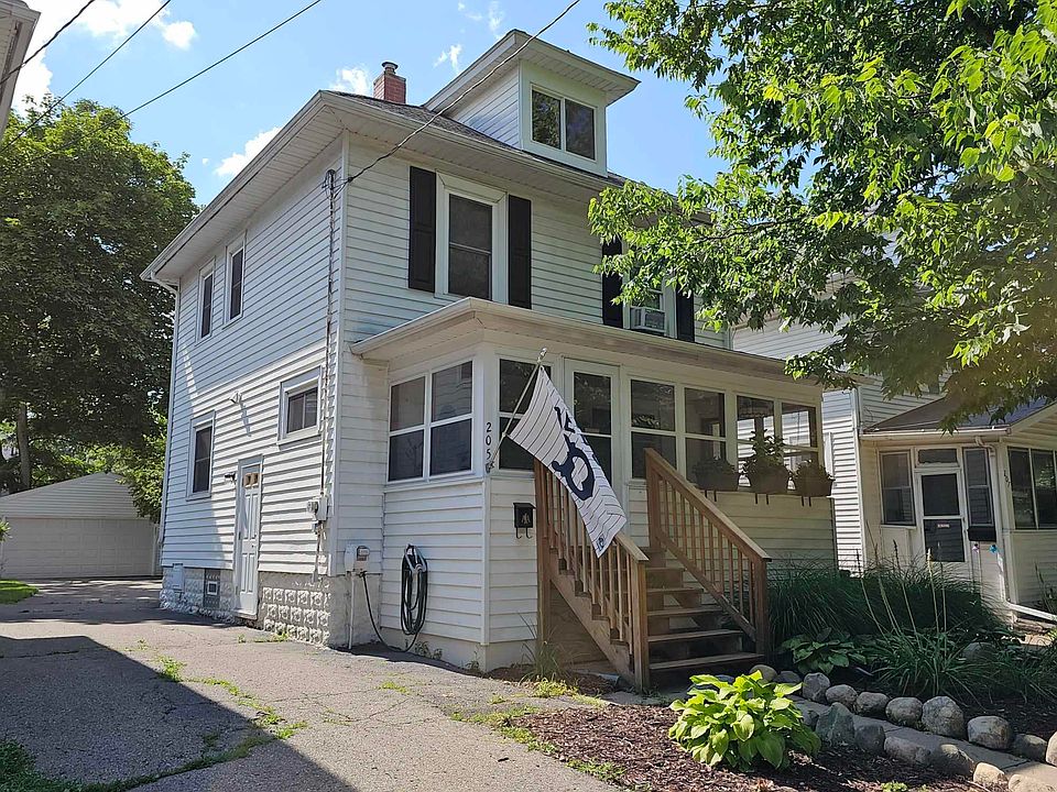 1st image of 205 N Hayford Ave