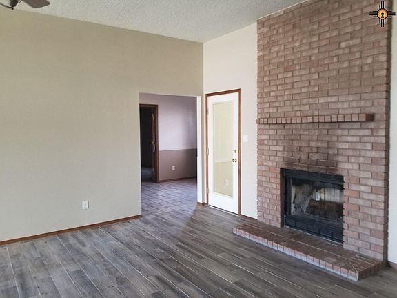 3rd image of 1809 Erinn Pl