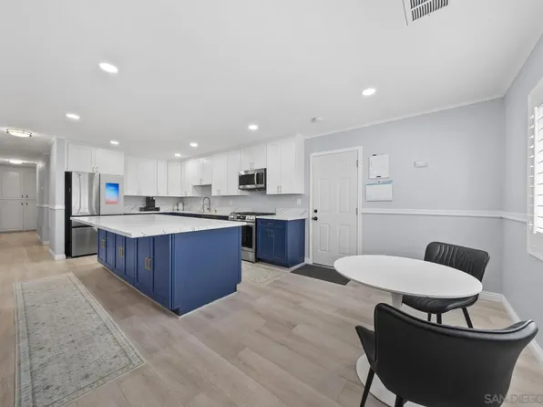 8054 Royal Gardens Pl, El Cajon, CA 92021