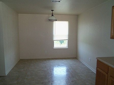 4th image of 421 Brittney Way APT C