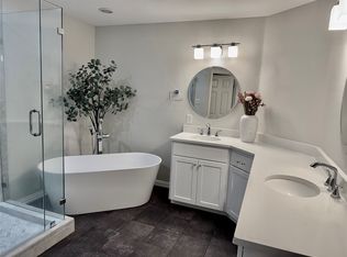 2214 Carlisle St, Bedford, TX