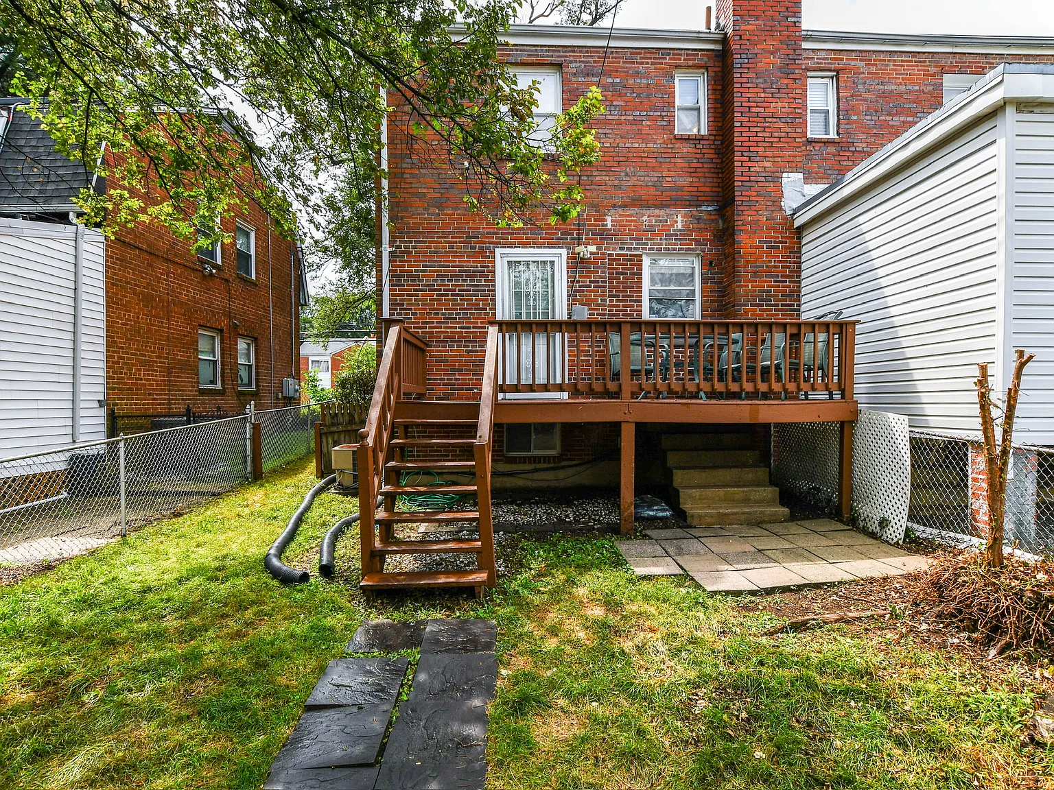 5713 3rd St NE — Photo 4