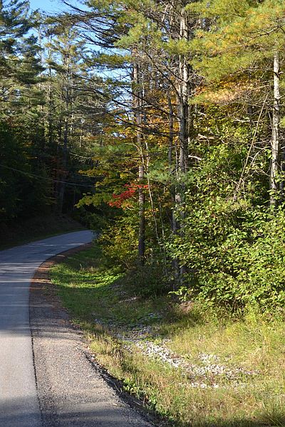 4th image of L828 HENDRICKS Road