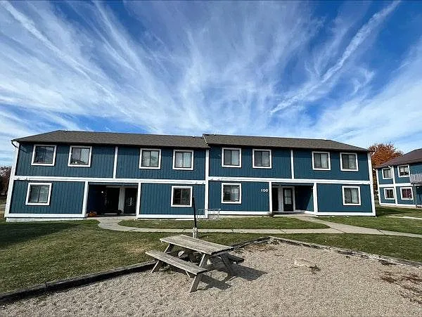 Find Your Next Home At One Oak Place
