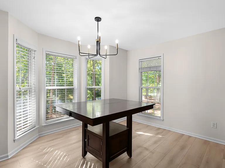 305 Dearing Dr — Photo 17