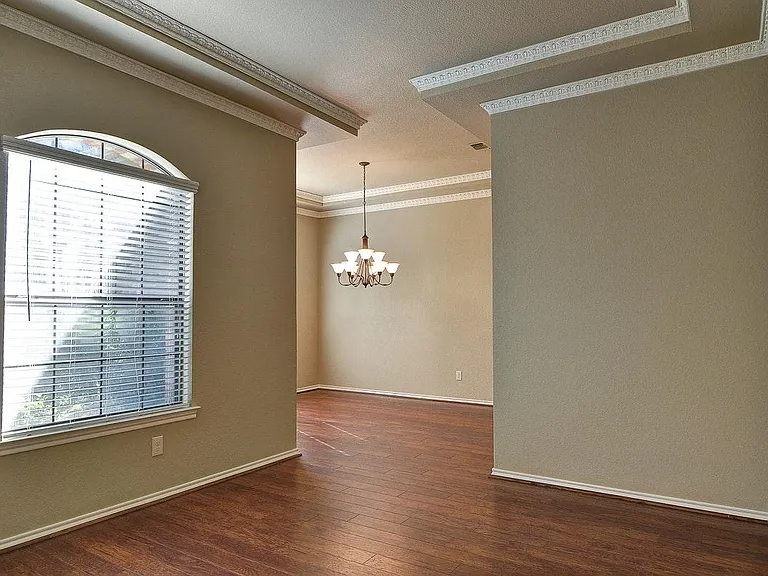 316 Bremen Dr — Photo 12