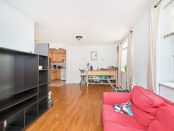 3rd image of 222 Woodbine St #3