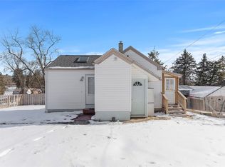 13 Strohm Dr, Pittsburgh, PA 15238