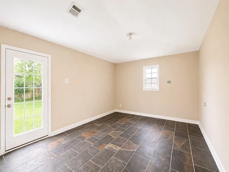 8069 Juliabora St — Photo 9
