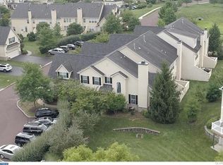 551 Deer Lake Cir, Blue Bell, PA 19422