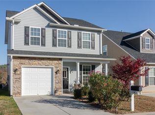 19 Daphne Dr, Arden, NC 28704