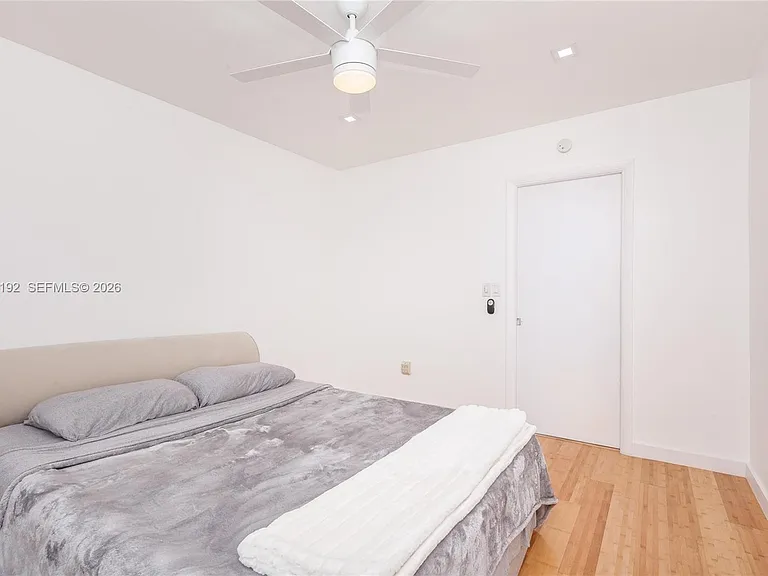 345 Michigan Ave #20 — Photo 11