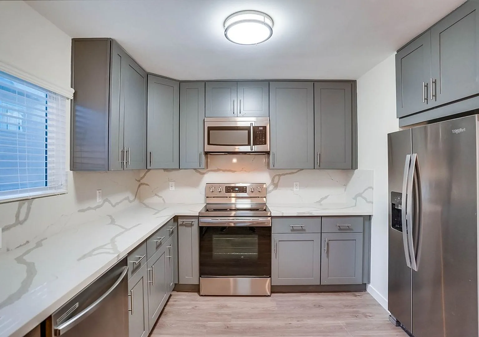 2330 S Corning St — Photo 4