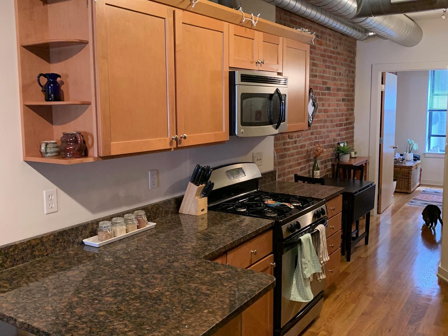 303 1st St APT 3, Hoboken, NJ 07030 | Zillow