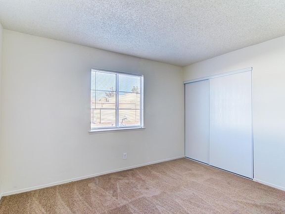 5th image of 6200 Camino De Rosa Dr #1