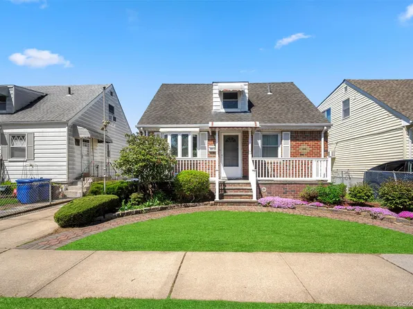 4928 167th Street, Fresh Meadows, NY 11365