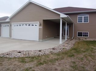 1822 9th Ave S, Brookings, SD 57006