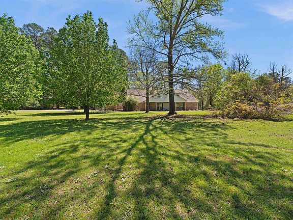 3rd image of 19371 Copperoaks Dr