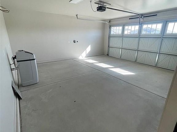 4th image of 7506 E 35th Ln