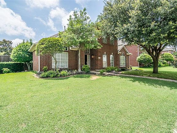 2nd image of 2820 Royal Troon Dr