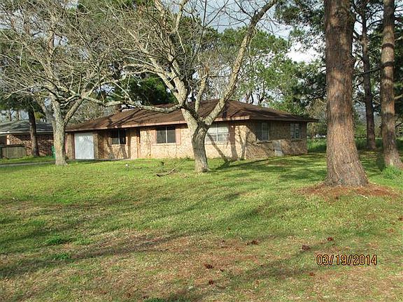 2nd image of 217 Meadow Ln