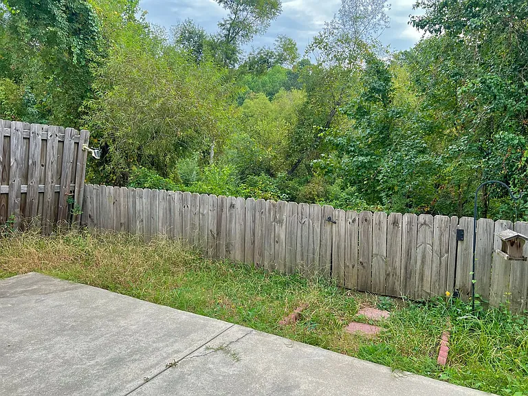 528 Scenic Dr — Photo 4