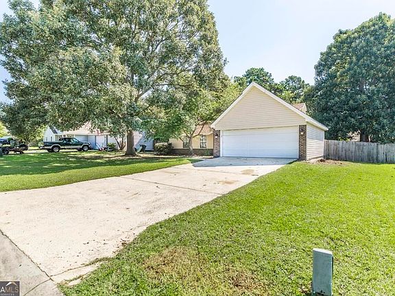2nd image of 117 Cherren Dale Dr