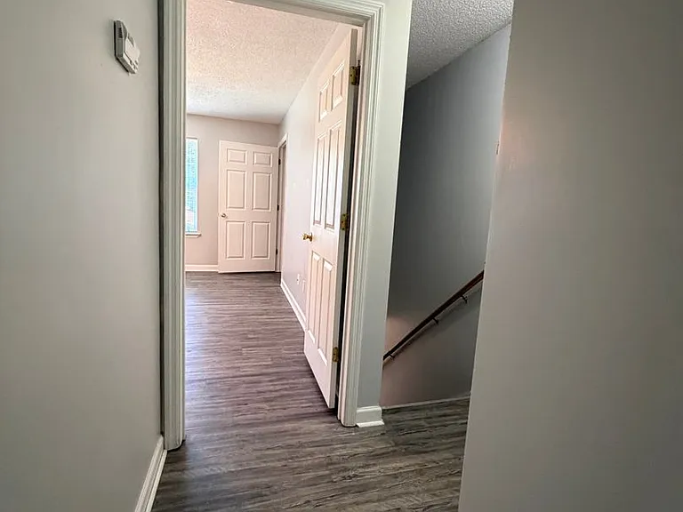 3332 Pinewood Ave — Photo 16