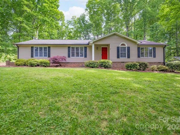 4256 Wood Forest Dr, Rock Hill, SC 29732