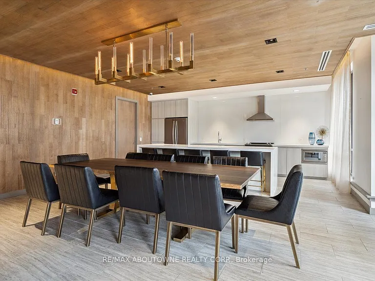 40 Esplanade Ln #102 — Photo 33