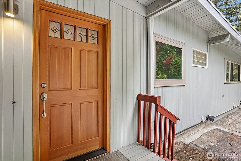 4th image of 12226 SE 25th Street