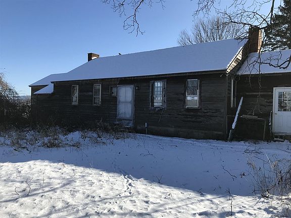 2nd image of 146 Ormsby Ln