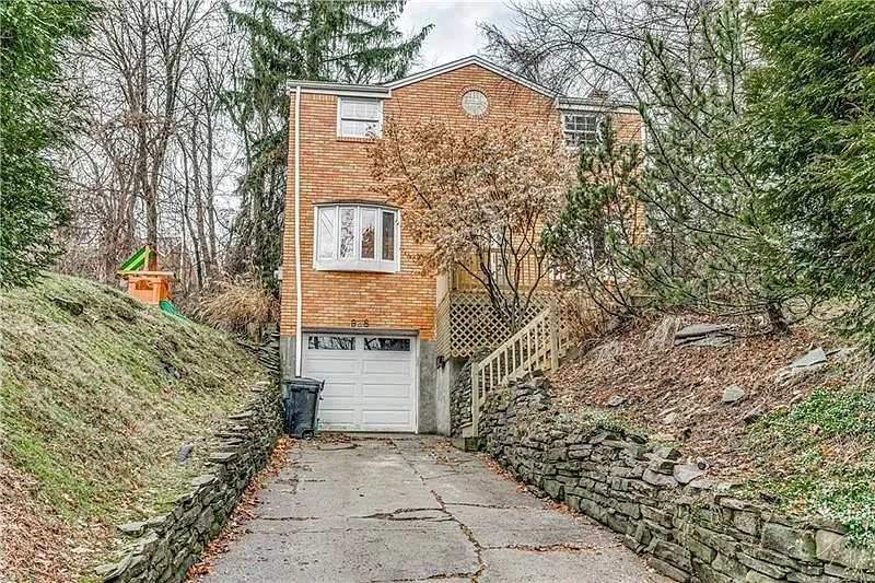 938 Brentview Rd photo 1