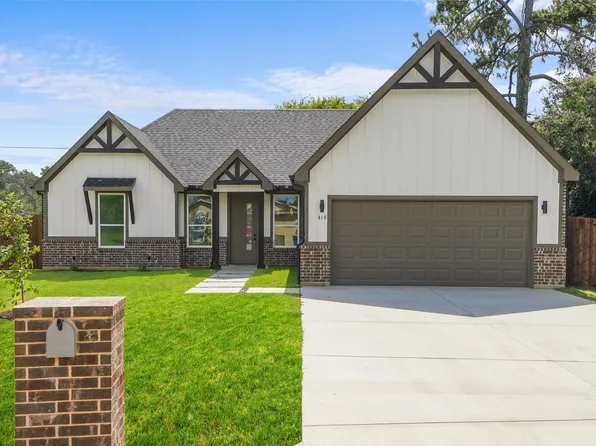 418 Starboard Dr, Mabank, TX 75156