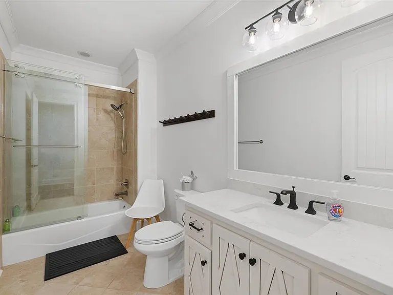 1020 Bridle Bit Ln — Photo 44