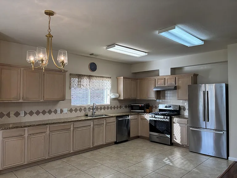 5514 Gatesprings Ln — Photo 9
