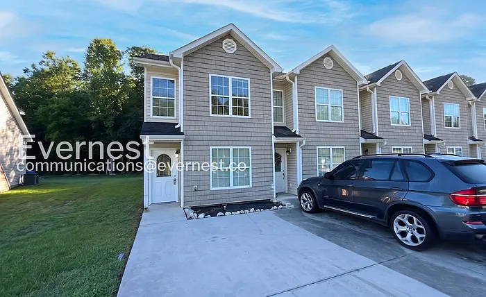 124 Brown Estates Dr — Photo 3