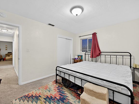 4th image of 7246 Robin Rd #7246