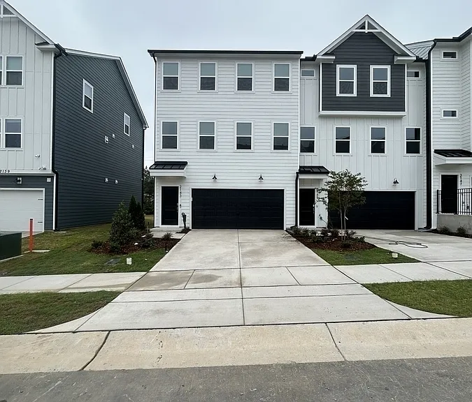 2143 Grouse Ski Cir #1 — Photo 2