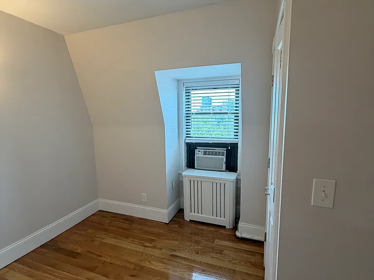 58 Westland Ave #9 — Photo 17