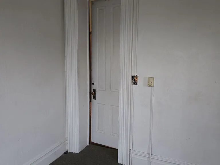 127 Lincoln Way W — Photo 10