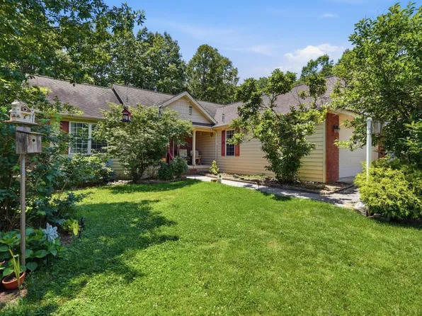 624 Lakeview Dr, Fairfield Glade, TN 38558