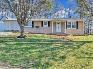 586 Doe Run Rd, Rocky Mount, VA 24151