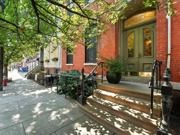 189 Christopher Columbus Dr APT 3, Jersey City, NJ 07302