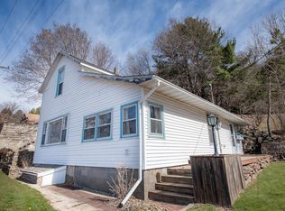 100 E Water St, Alma, WI 54610