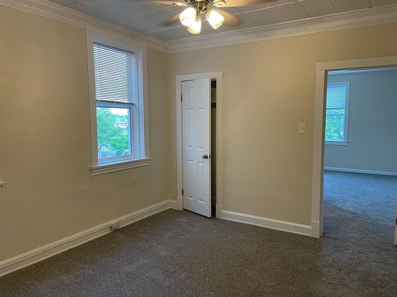 5th image of 5041 Shaw Ave #2E